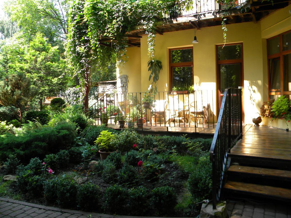 Studios At Anchevskih 3 Lviv Kültér fotó